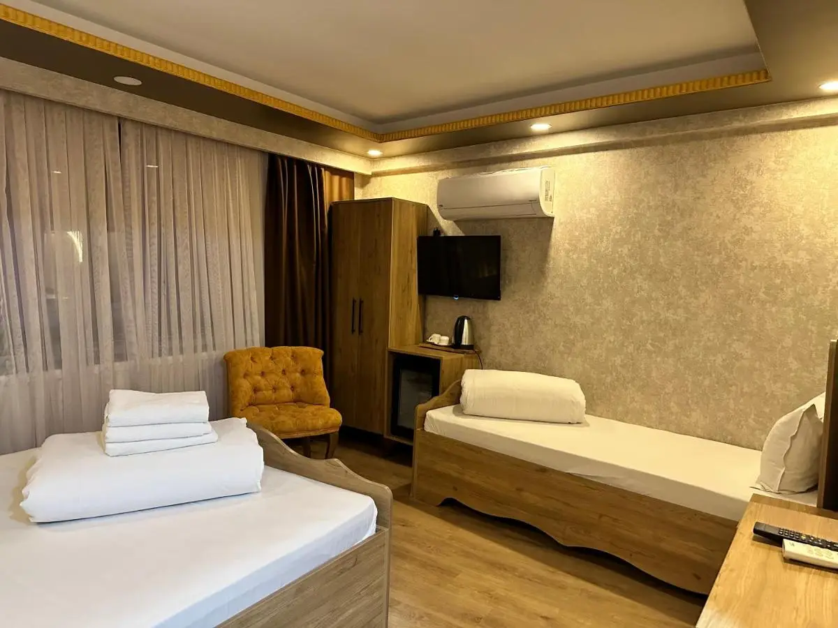 Golden Sail Hotel Old City
