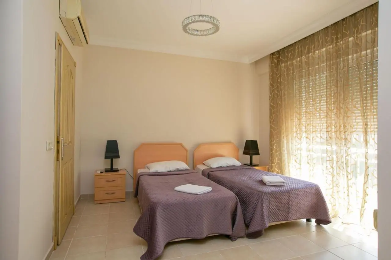 Paradise Town Villa Hazel