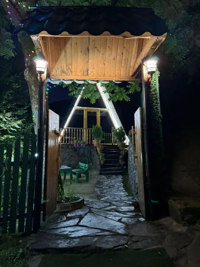 Riverhush cabin