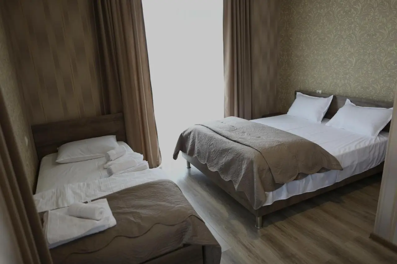 Ia's Guest House