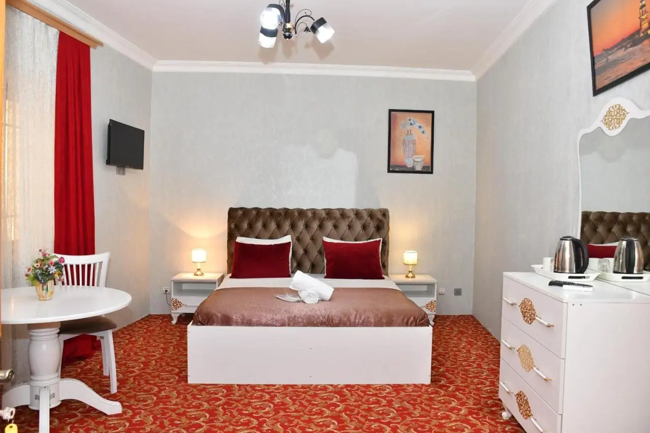 Old Town Hotel