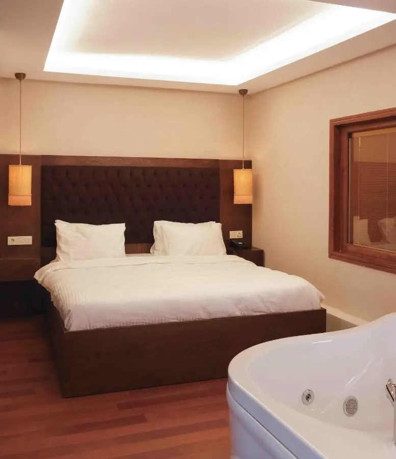 Phellos Suites Boutique Hotel