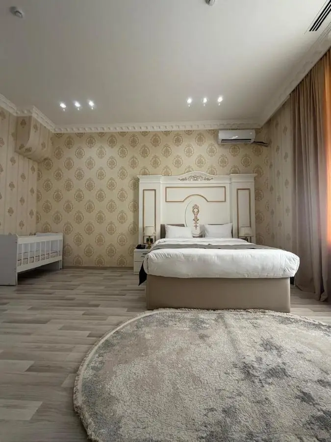 Nizami White Hotel City