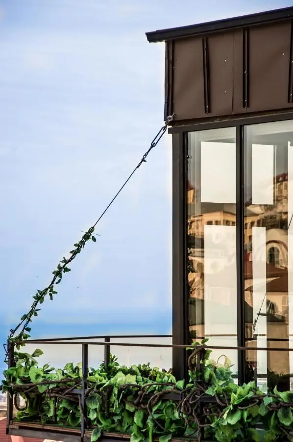 Hillmond Hotel