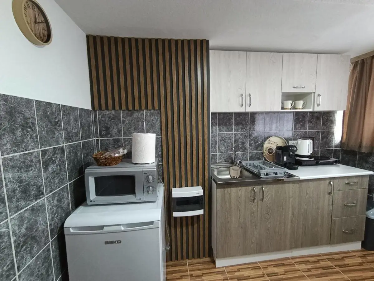 Apartman 4A