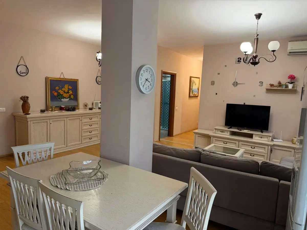 Urban Apartment