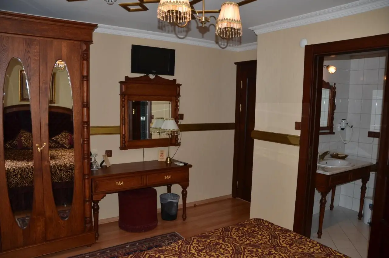 Aruna Boutique Hotel