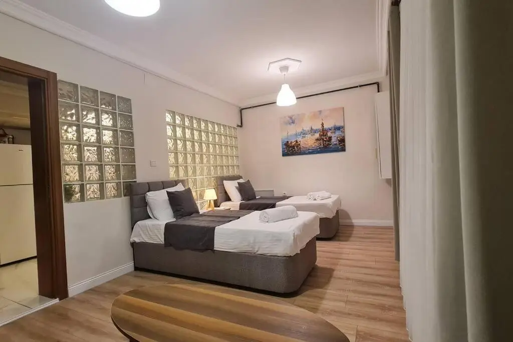 Cozy 2 bedroom near Green Mosque