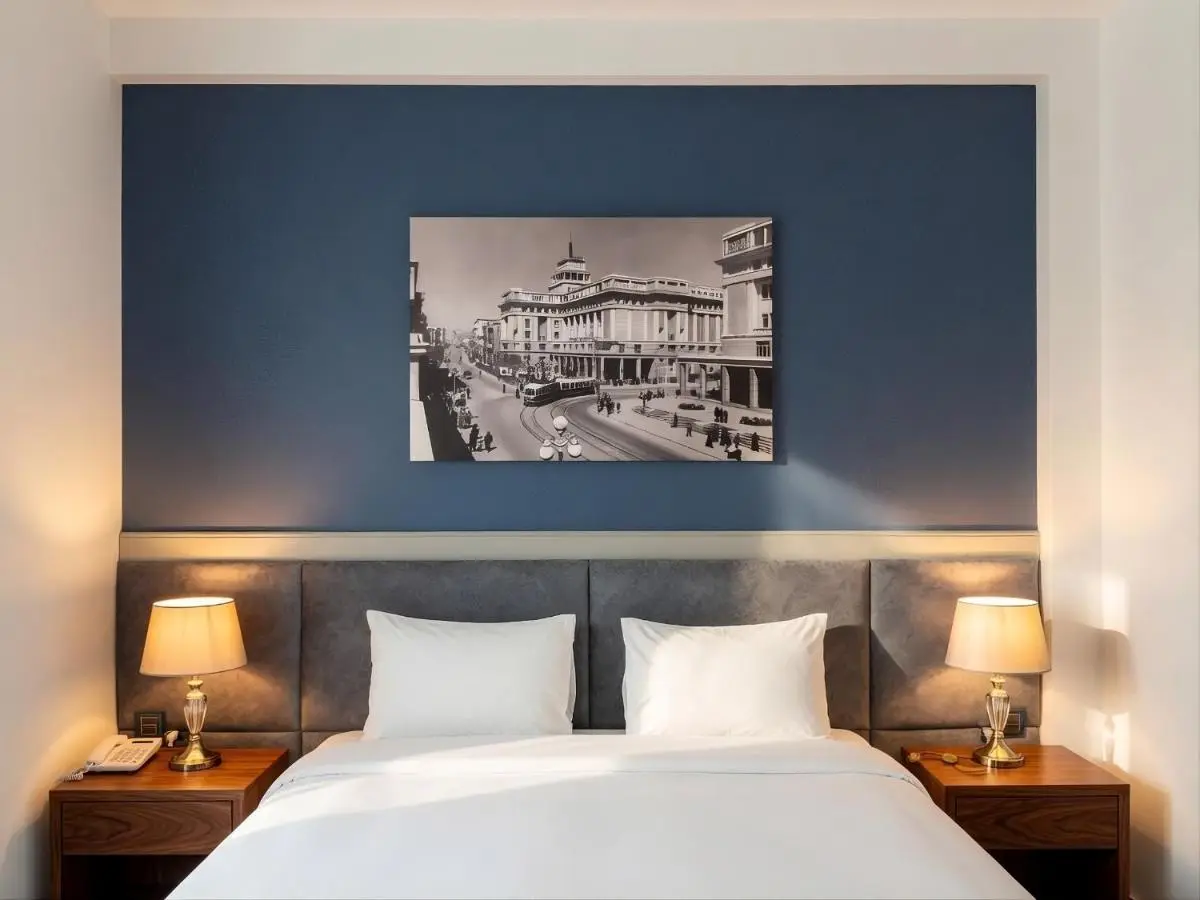 Grand Midway Hotel