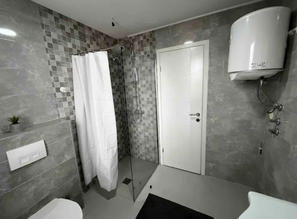 Room with private balcony, WI-Fi &parking