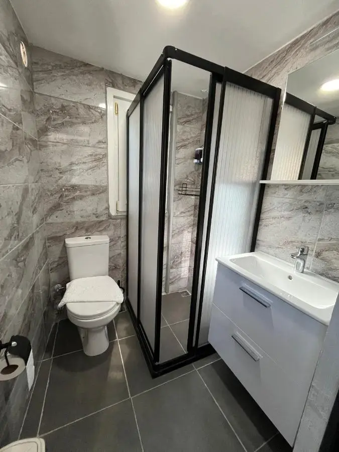 Emirhan Guesthouse & Suites