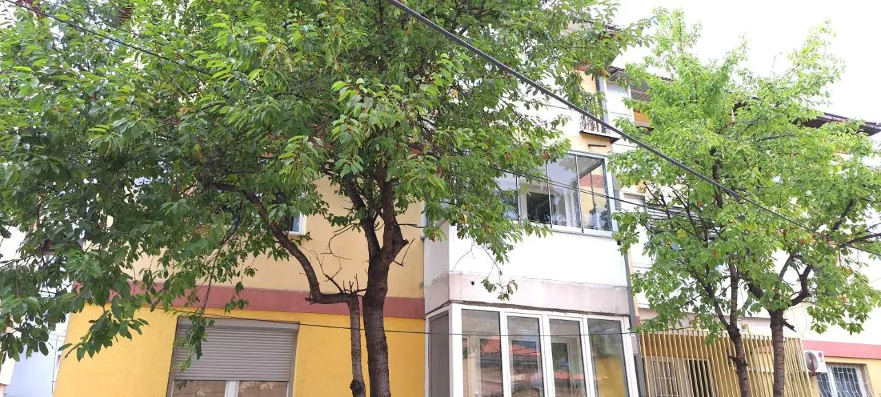 Cherry Apartment
