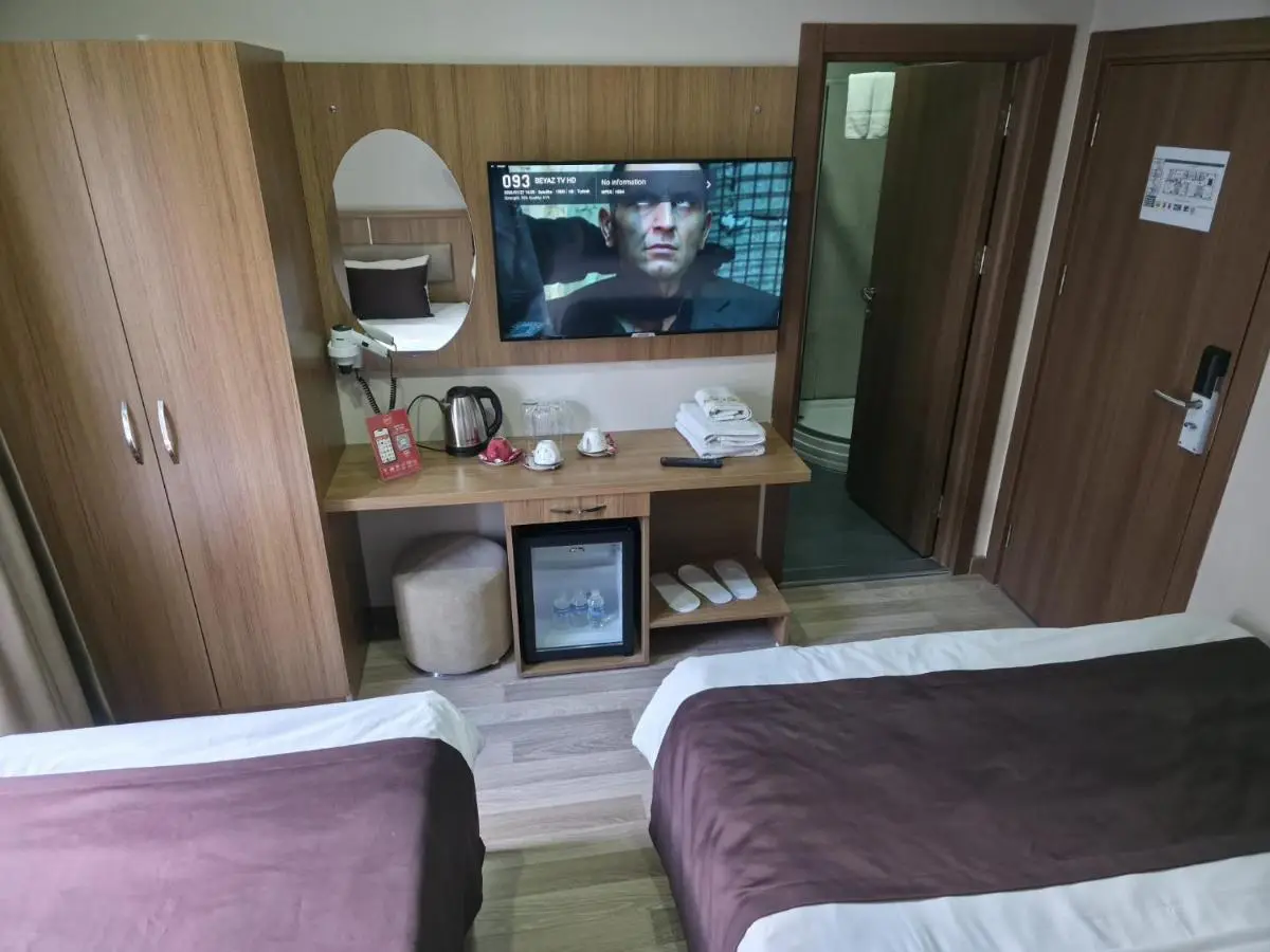 Hotel La SERA