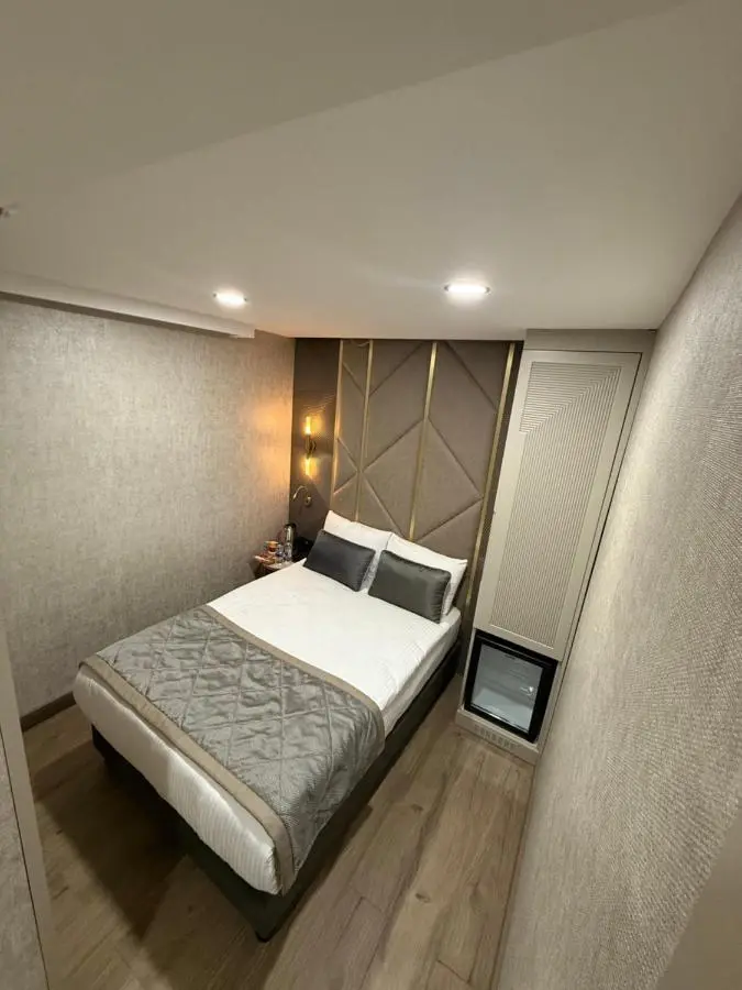 Elysia Hotel