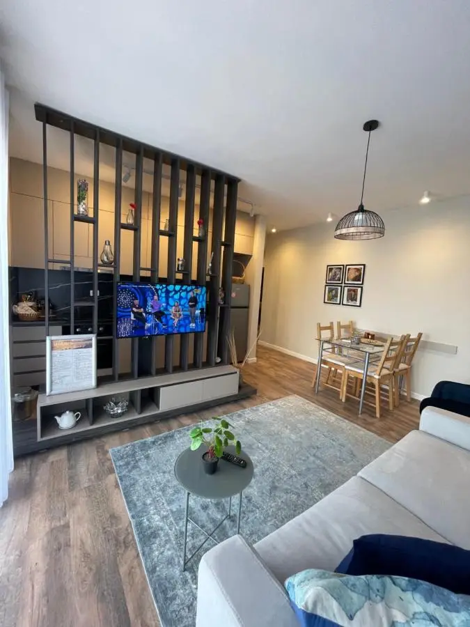 B4 Dusk Apartments R
