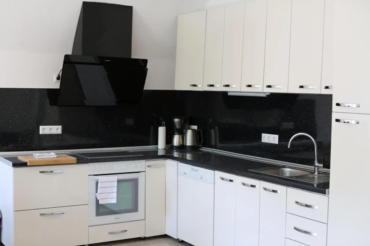 Apartment Baki