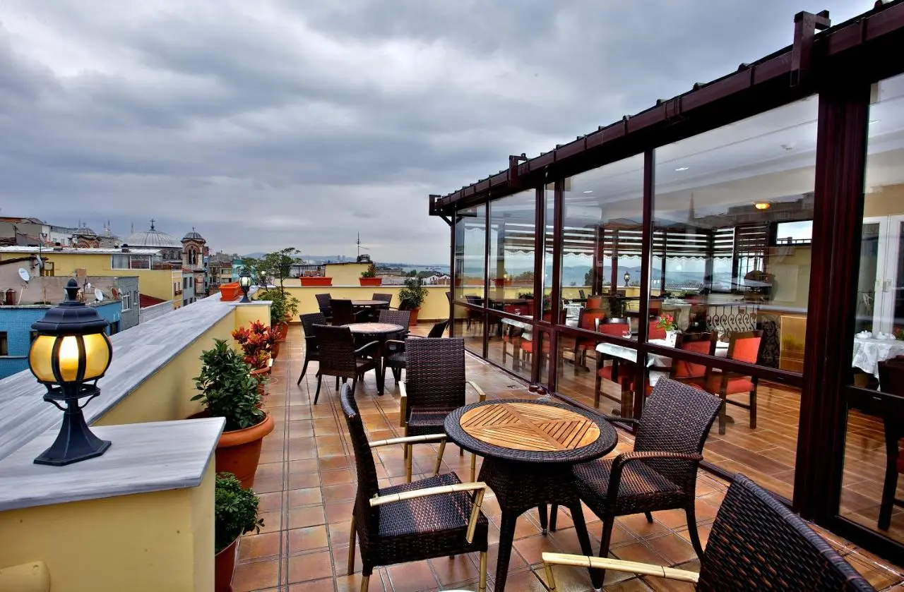 Amber Hotel & Spa