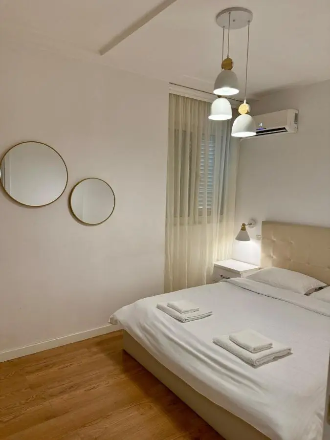 Proper Apartment 1