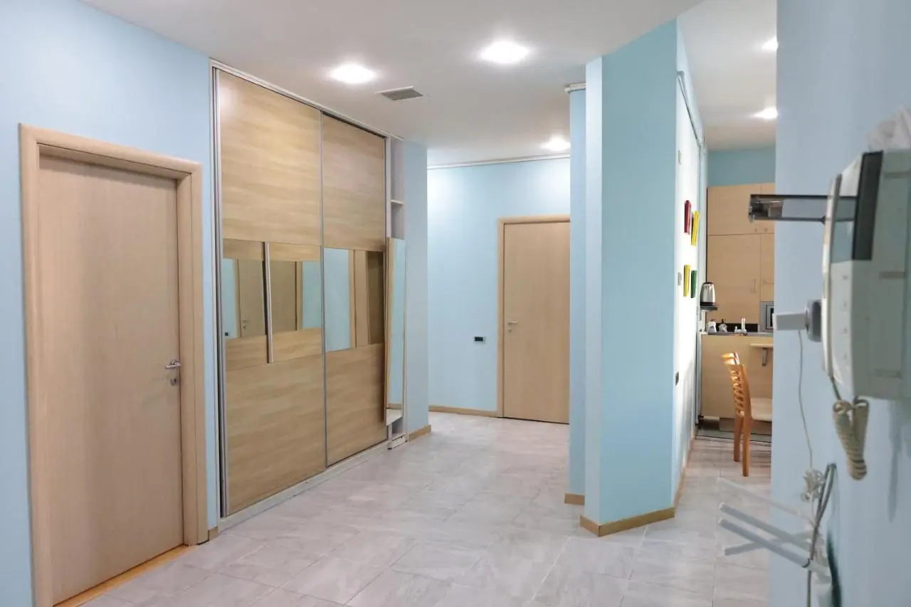 2 bathrooms apartment