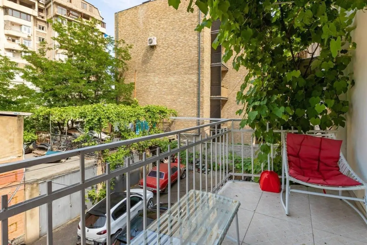 Wehost Duplex Near Rustaveli Avenue