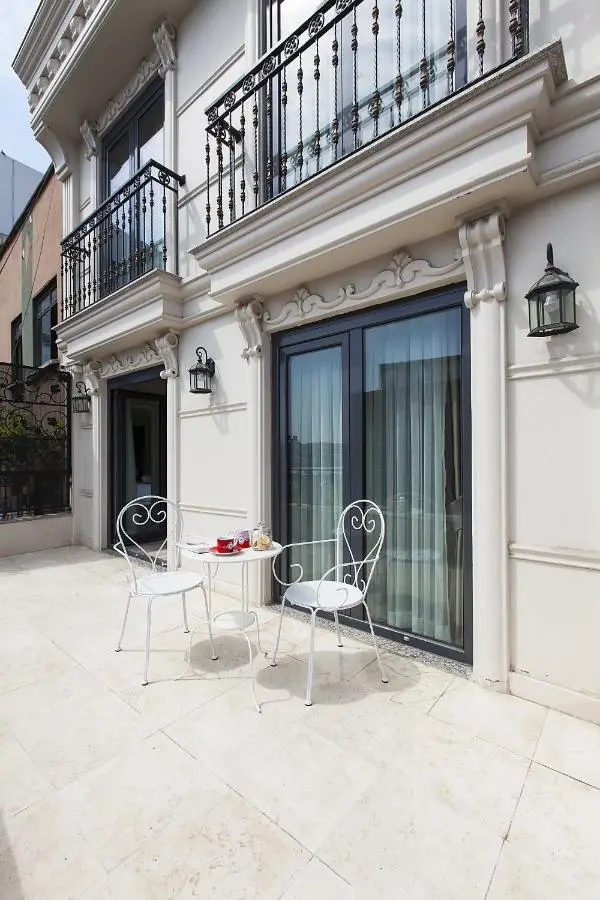 Perla Galata Hotel
