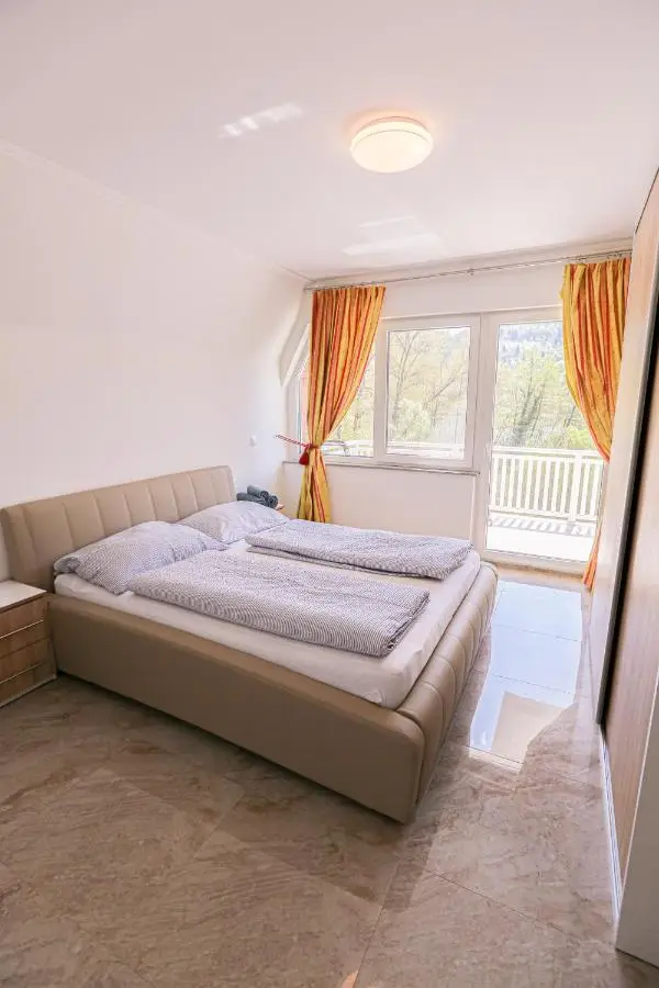 Apartment Baki