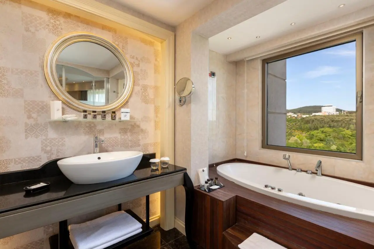Limak Eurasia Luxury Hotel