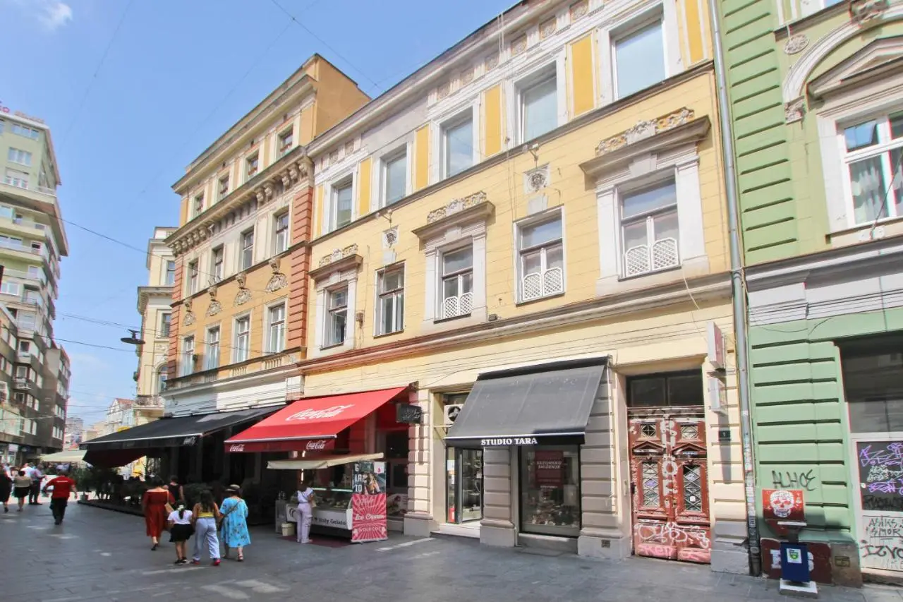 Apartment Amra