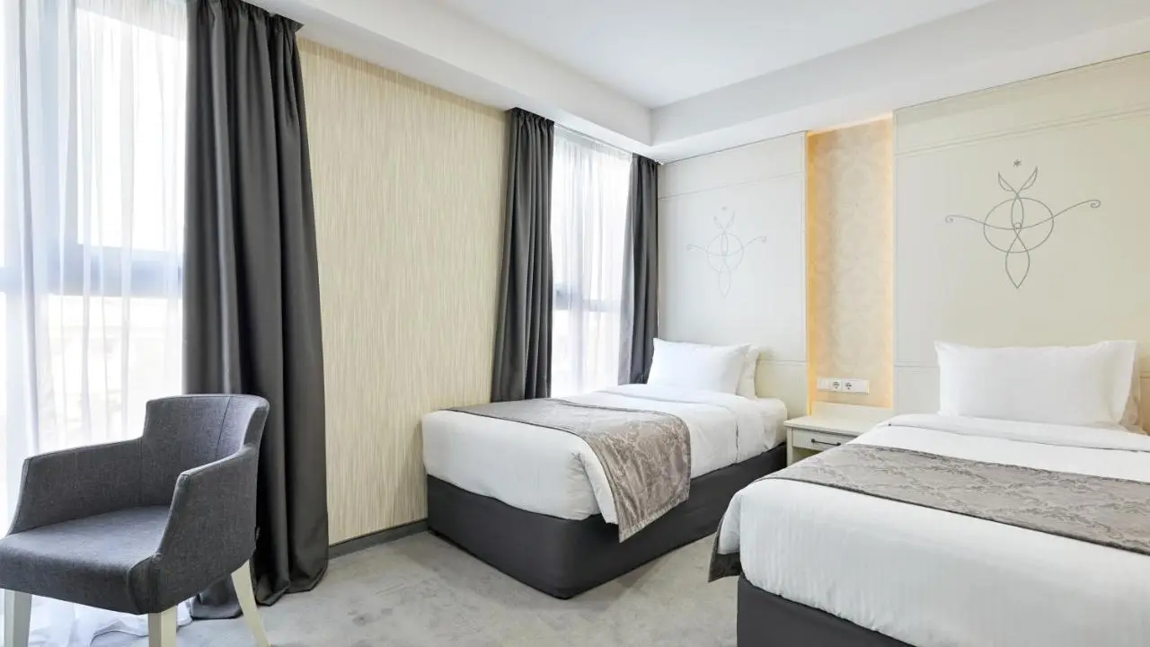 Gallery Palace Hotel