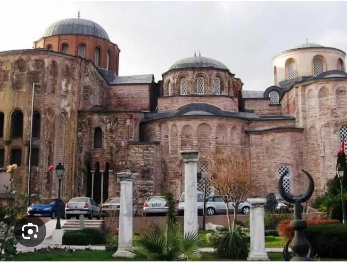 Mutlu flat