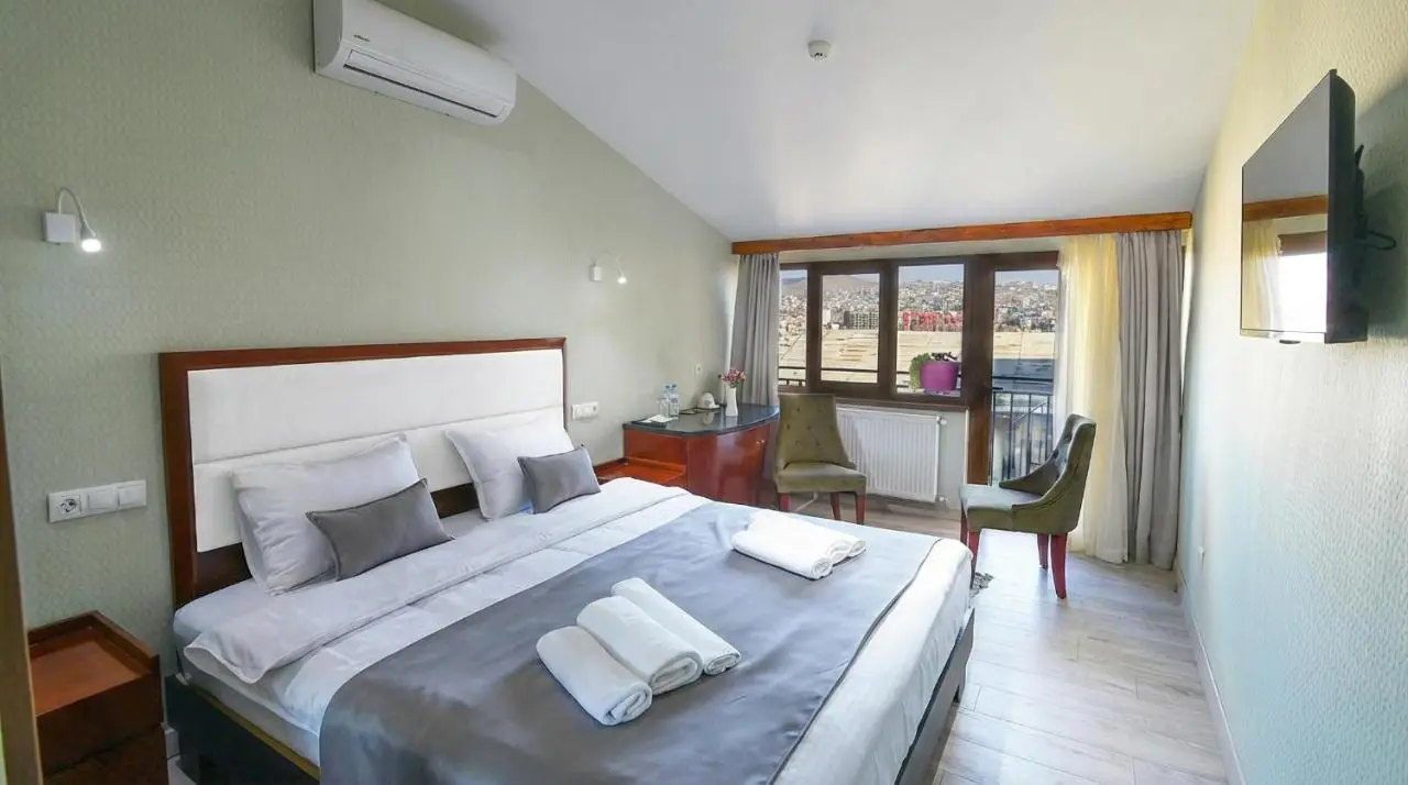 Kvl Hotel