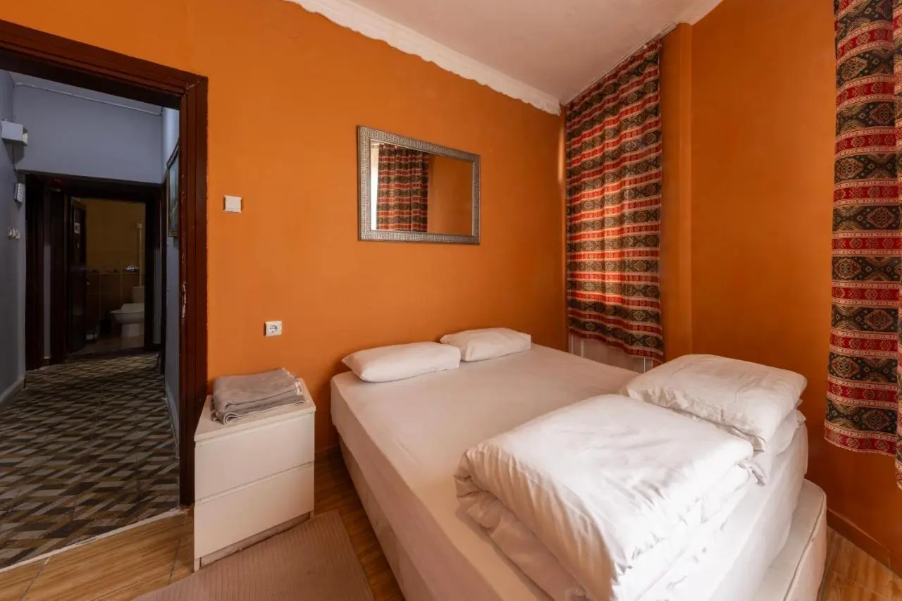 Bahaus Hostel near BlueMosque and HagiaSophiaMosque - 2 minutes