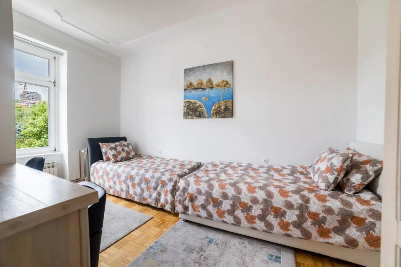 Urban Santiq City Center 3-bedroom apartment with balcony