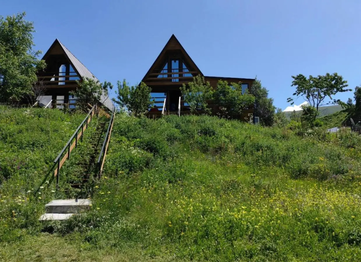Donata Cottages kazbegi