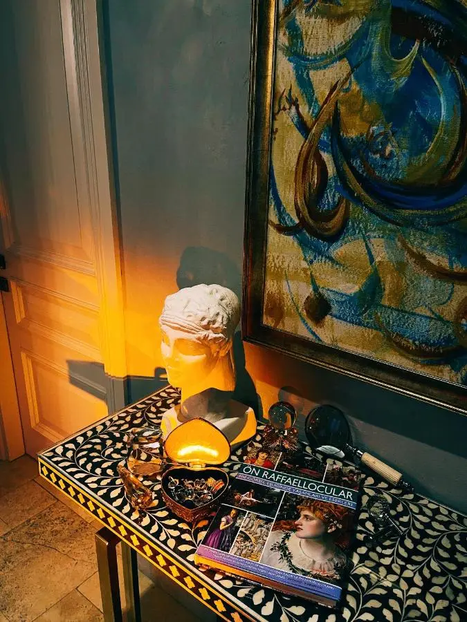 AB Residences -Cihangir Luxury Antique Apartment