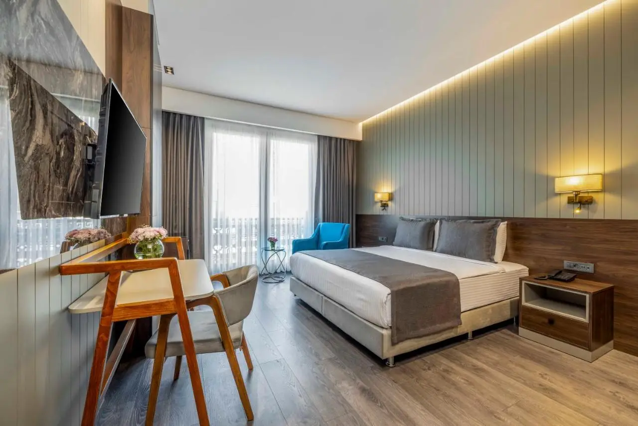 Ezkar Bathonea Art İstanbul