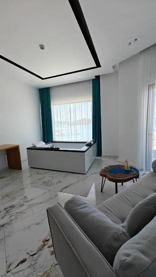 King Hotel Ksamil