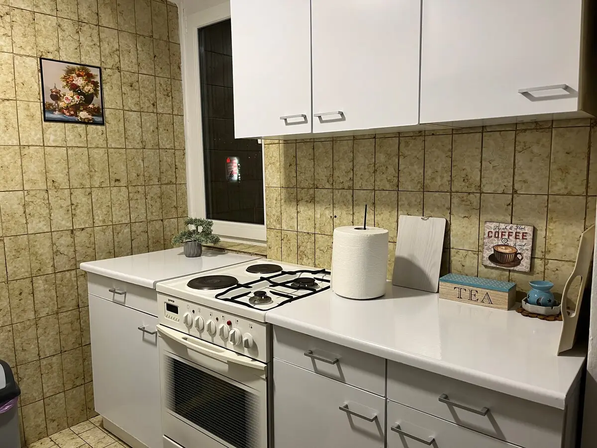 Cozy two bedroom apartment that feels like home