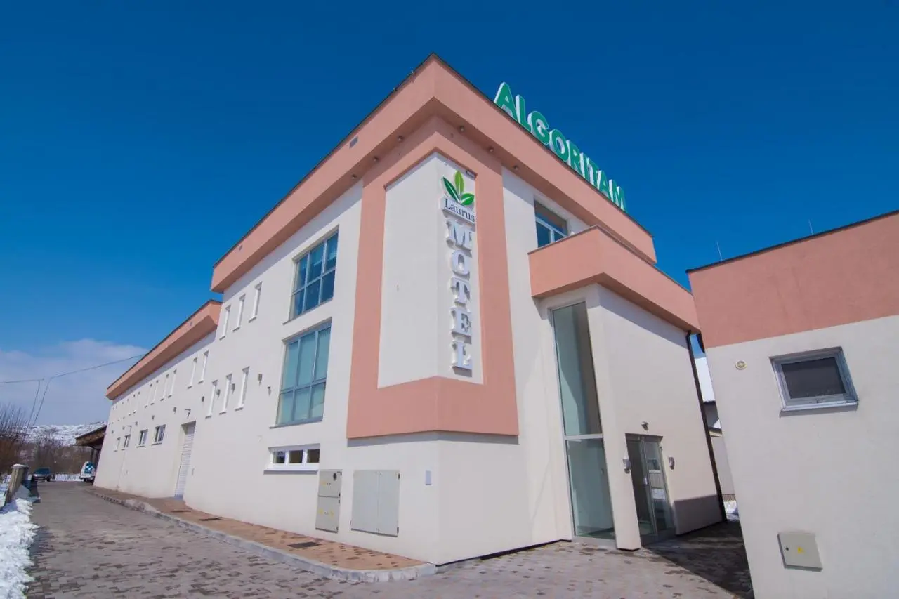 Laurus Motel Airport Tuzla