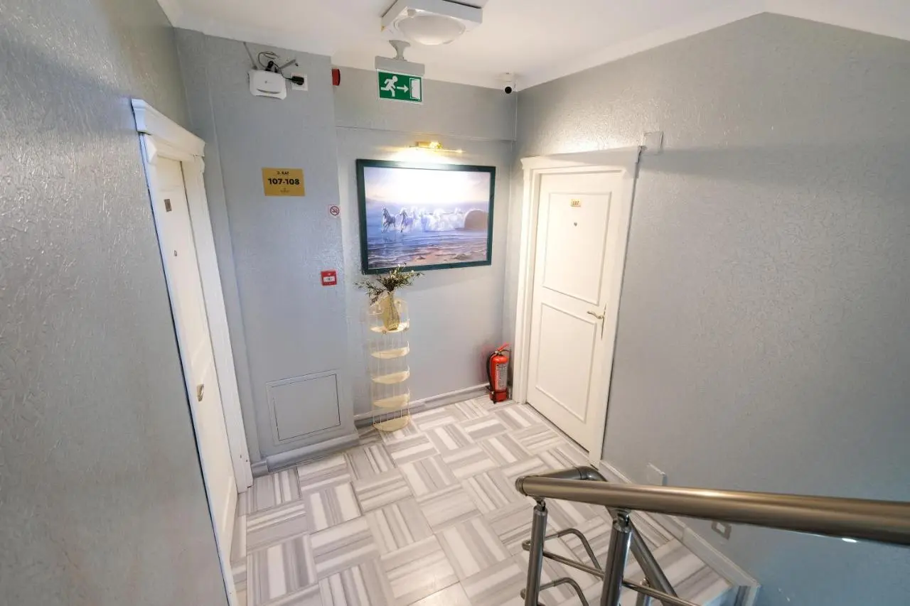 Loren Hotel&Suites