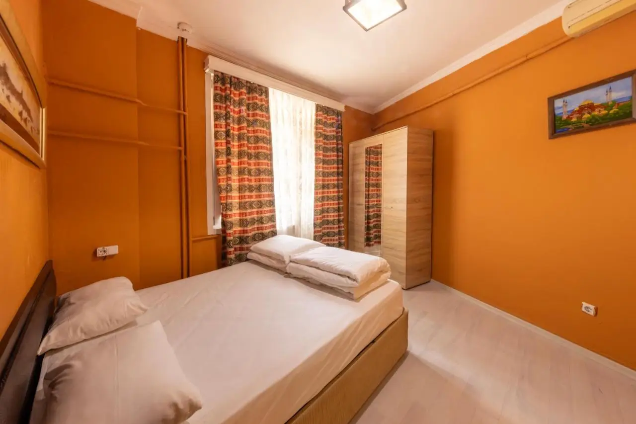 Bahaus Hostel near BlueMosque and HagiaSophiaMosque - 2 minutes