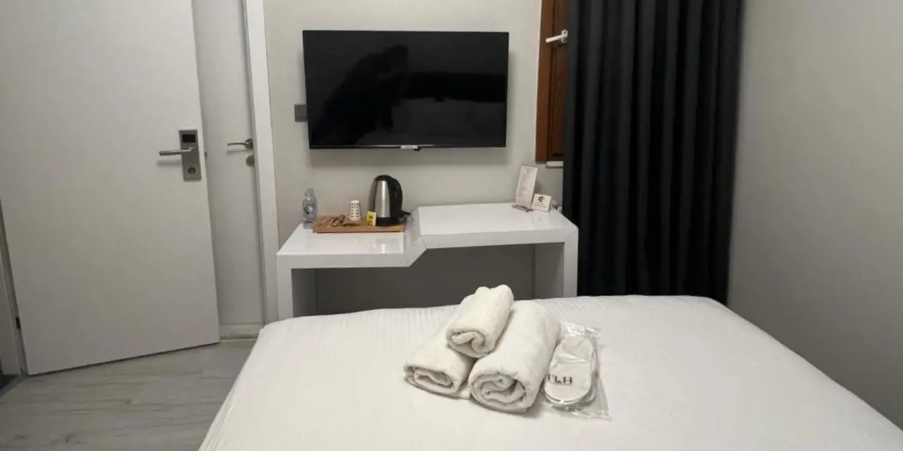 Taksim Square Leon's Hotel