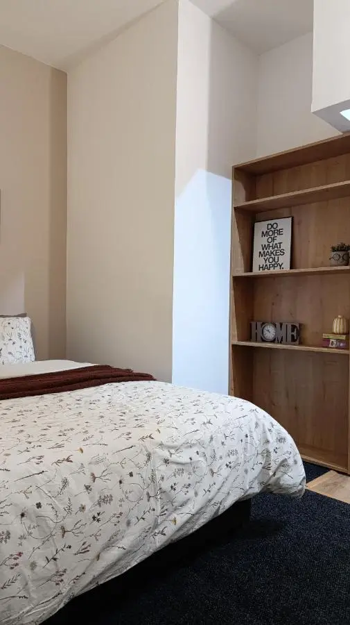Apartment Mana