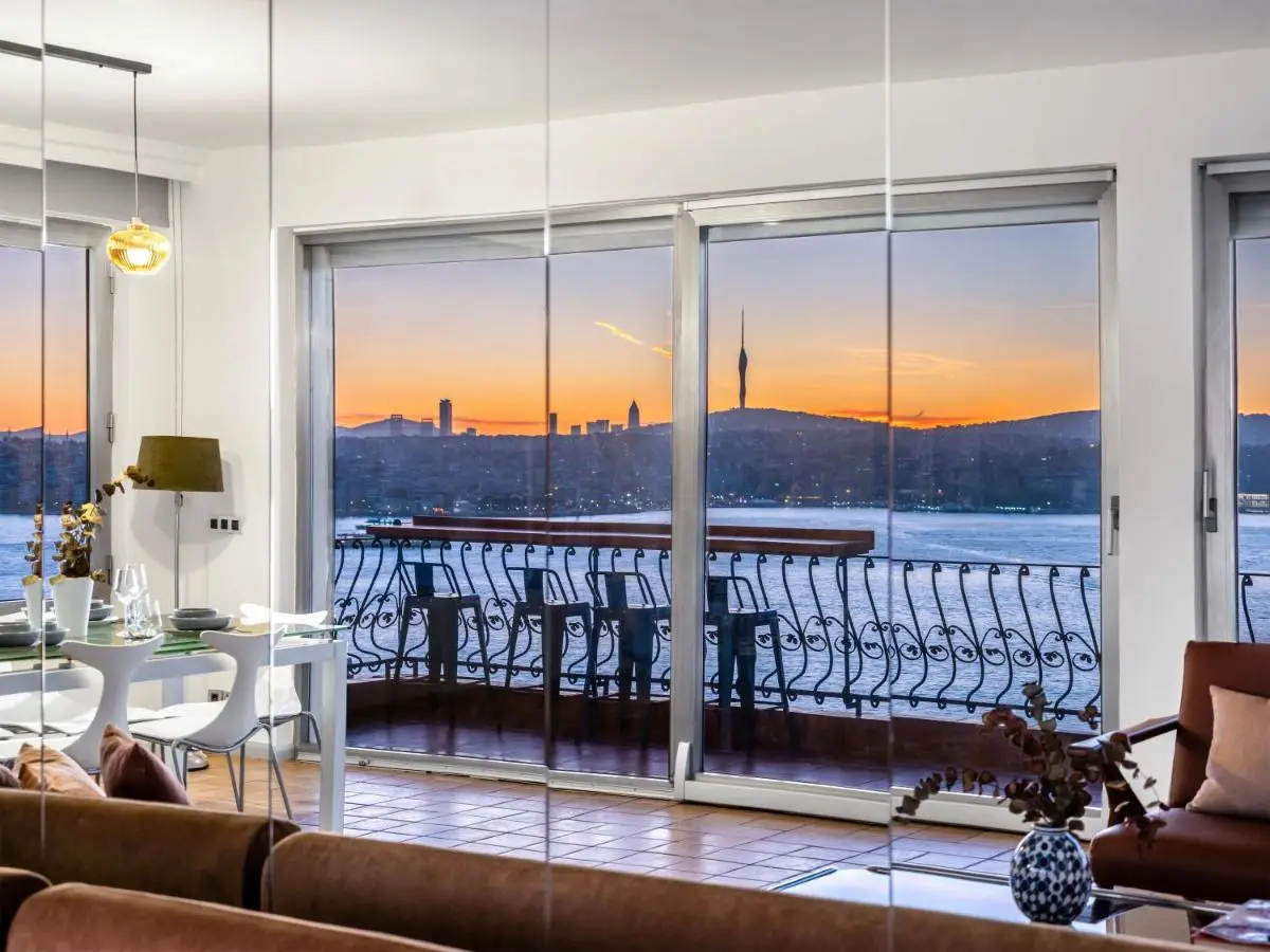 Stay Beyond The Bosphorus #3