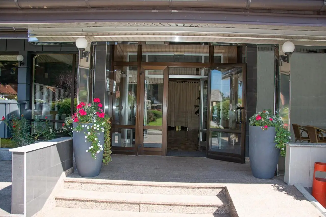 Hotel TISA