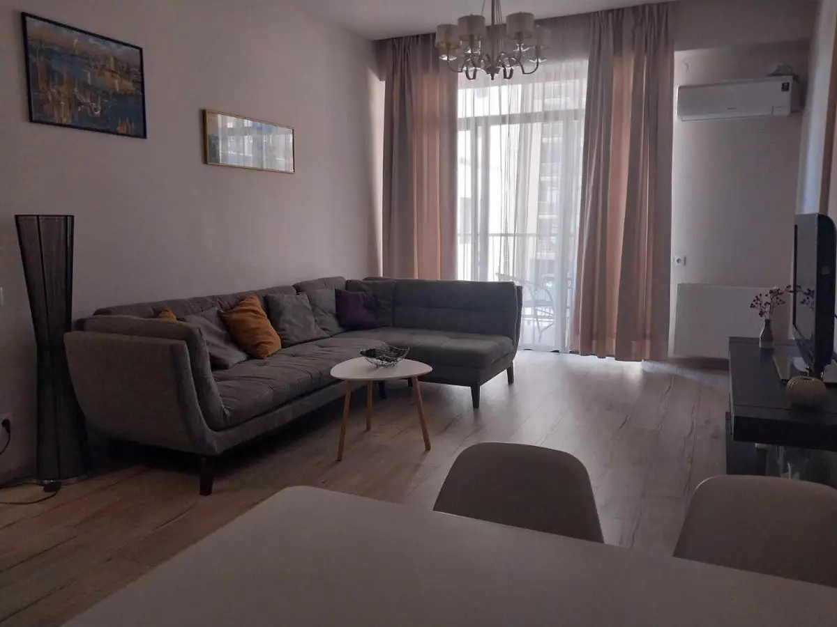 Sol's M2 White Modern Apartments