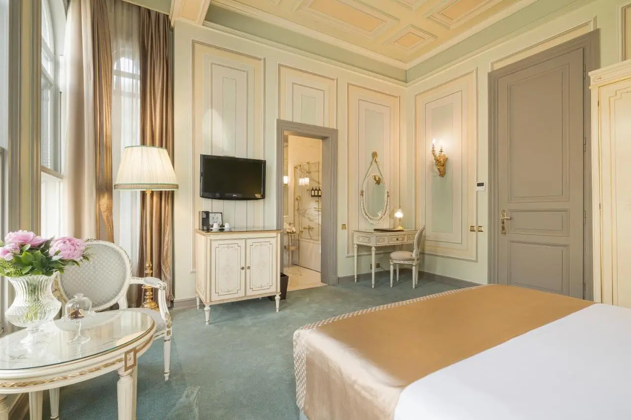 Bosphorus Palace Hotel
