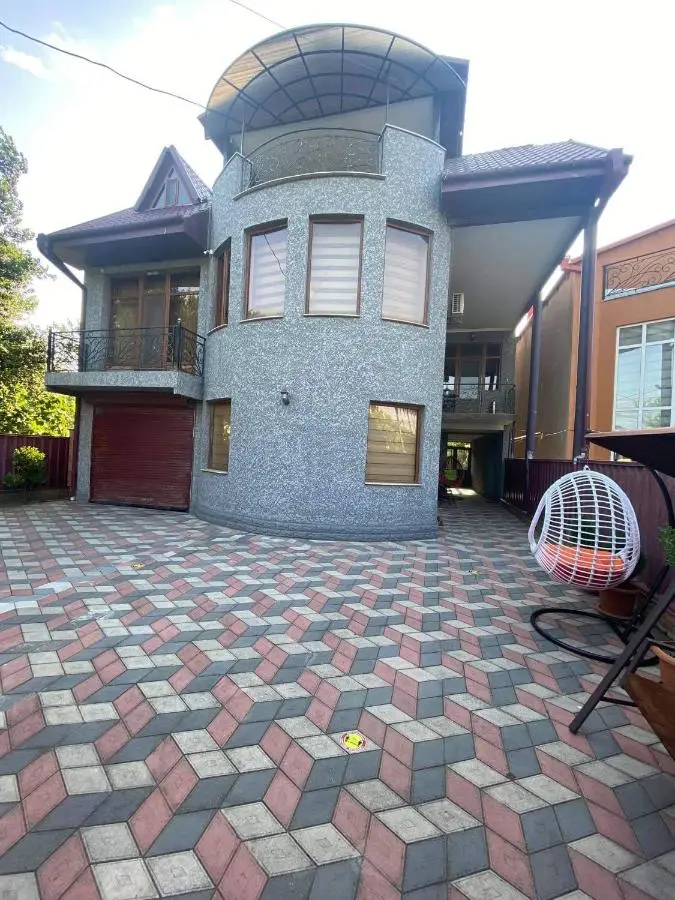 LANA`S GUEST HOUSE