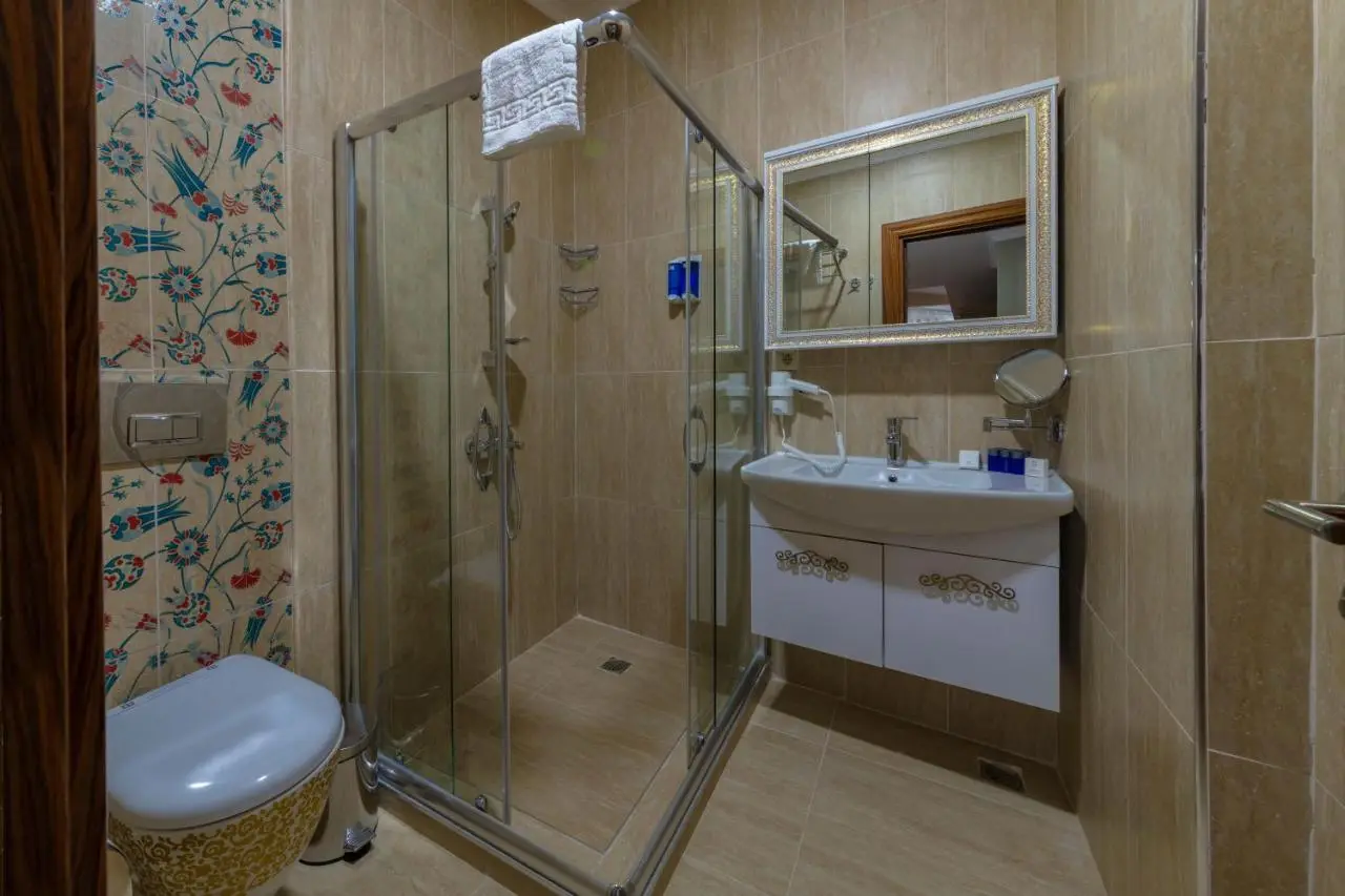 Vision Deluxe Hotel