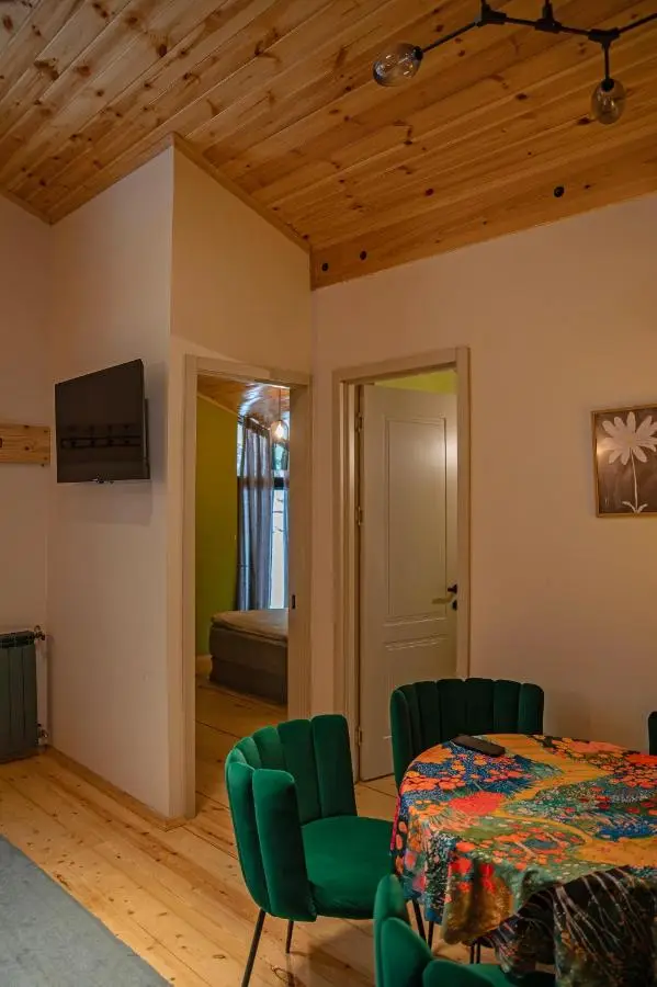 Cozy Wooden House near Gudauri